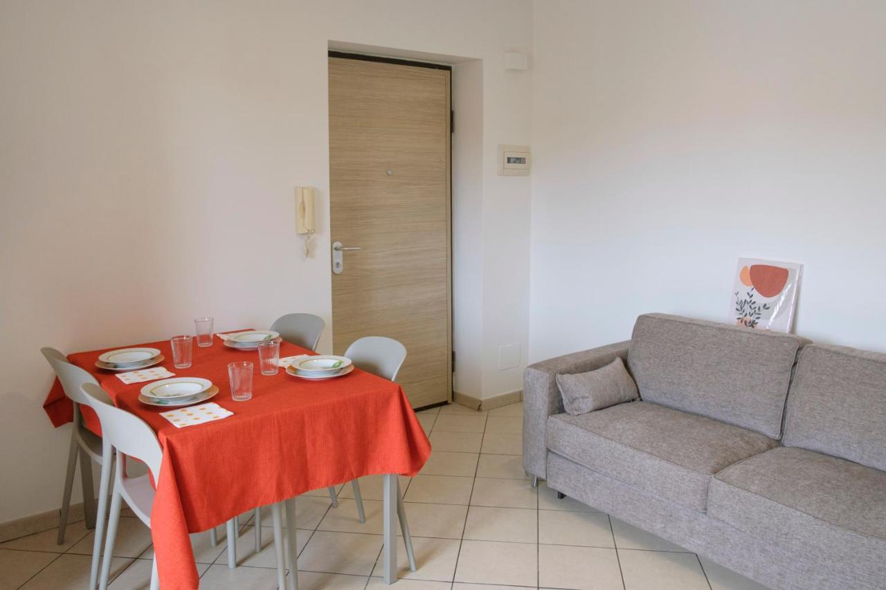 Magico Apartments - 450M Dalla Spiaggia Capo dʼOrlando Exterior foto